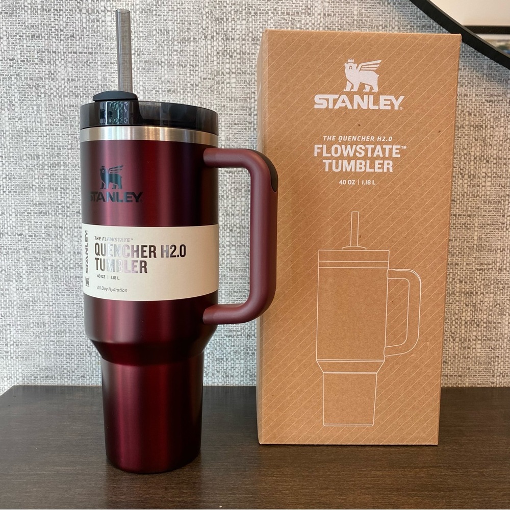 NIB Limited Edition Stanley The Quencher H2.0 Flowstate Rosewood Glow 40oz